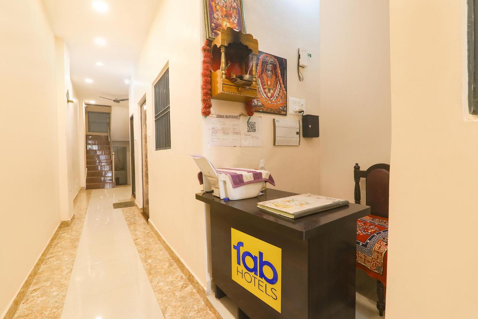 Fabhotel Rk Palace Ayodhya Екстер'єр фото