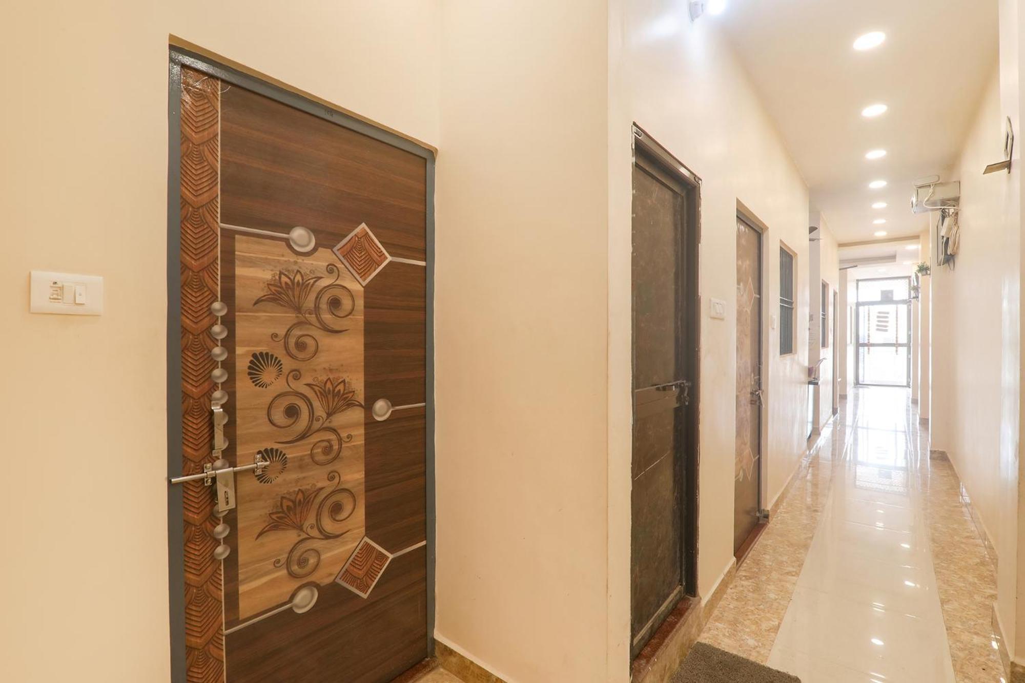 Fabhotel Rk Palace Ayodhya Екстер'єр фото
