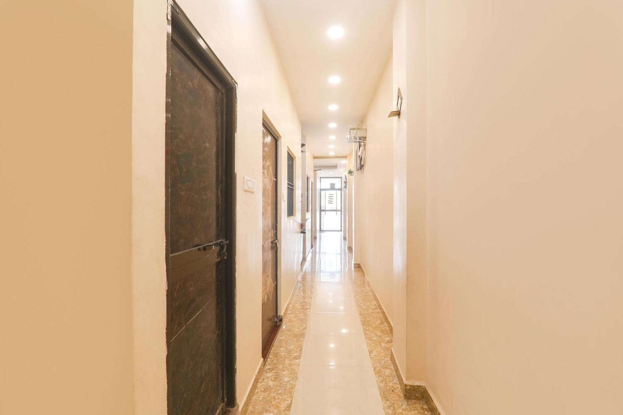 Fabhotel Rk Palace Ayodhya Екстер'єр фото